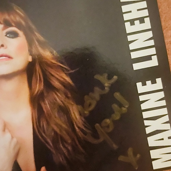 ⭐️ FREE - MAXINE LINEHAN SIGNED "THIS TIME OF YEAR" HOLIDAY MUSIC PHYSICAL CD - Picture 11 of 13